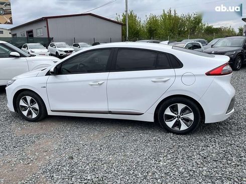 Hyundai Ioniq 2017 - фото 7