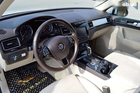 Volkswagen Touareg 2012 - фото 18