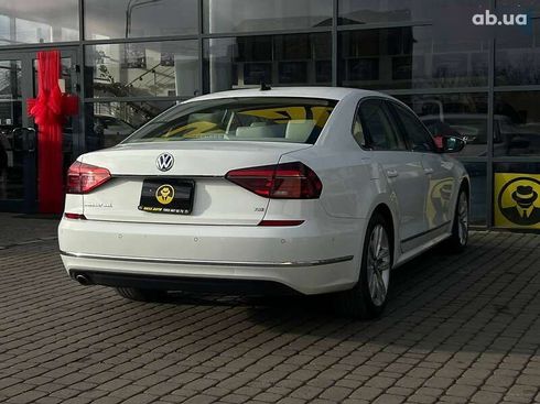 Volkswagen Passat 2017 - фото 7
