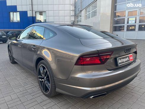 Audi A7 2015 коричневый - фото 9