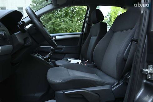 Opel Zafira 2010 - фото 20
