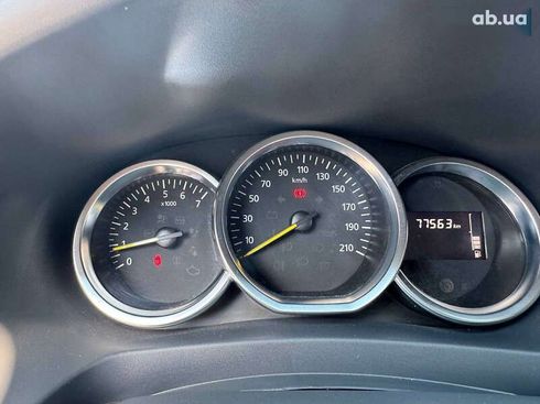 Renault Sandero 2019 - фото 14