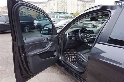 BMW X5 2020 - фото 16