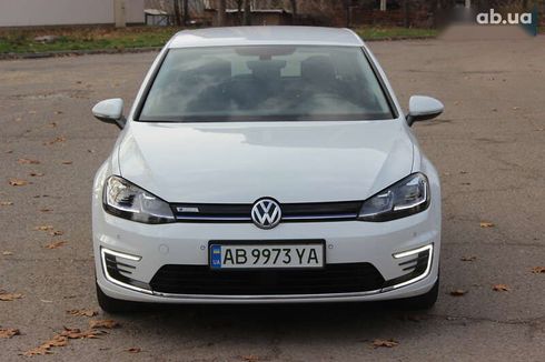 Volkswagen e-Golf 2020 - фото 6