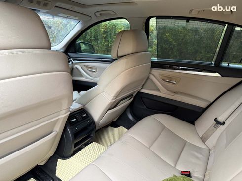 BMW 5 серия 2011 серый - фото 17