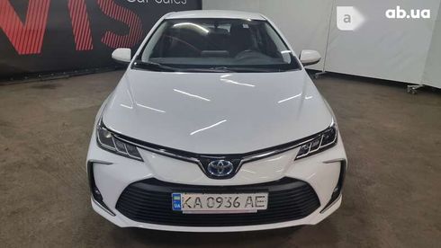 Toyota Corolla 2020 - фото 3