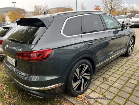 Volkswagen Touareg 2023 - фото 28