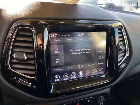 Jeep Compass 2018 - фото 16