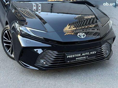 Toyota Camry 2024 - фото 6