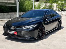 Toyota седан бу Киев - купить на Автобазаре