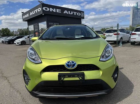 Toyota Aqua 2017 - фото 3
