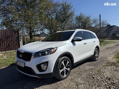 Kia Sorento 2016 белый - фото 2