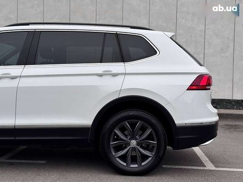 Volkswagen Tiguan 2018 - фото 10