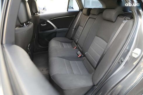 Toyota Avensis 2012 - фото 6