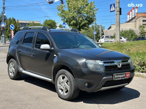 Dacia Duster 2011 черный - фото 3