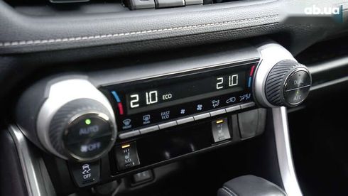 Toyota RAV4 2019 - фото 22