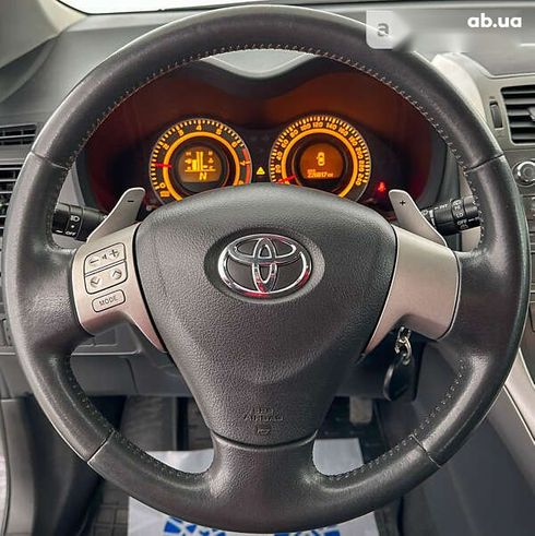 Toyota Auris 2008 - фото 14