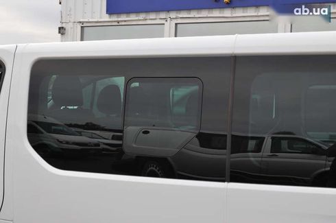 Renault Trafic 2021 - фото 26