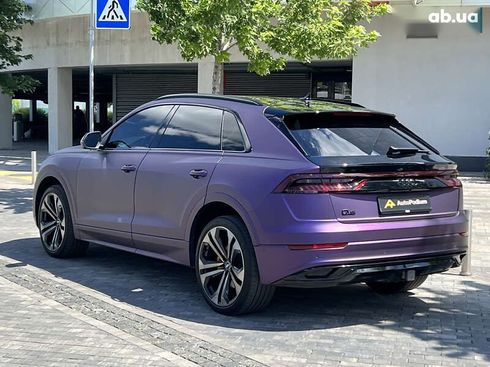Audi Q8 2021 - фото 8