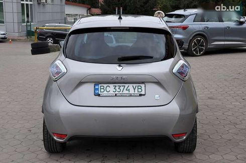 Renault Zoe 2015 - фото 9