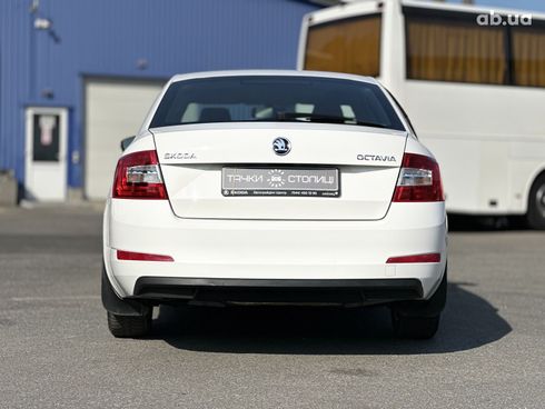 Skoda Octavia 2016 белый - фото 6