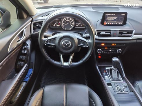 Mazda 3 2017 синий - фото 17
