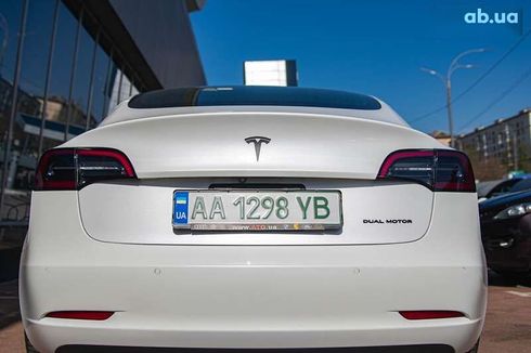 Tesla Model 3 2019 - фото 11