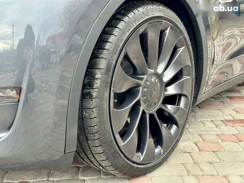 Tesla Model Y 2020 - фото 12