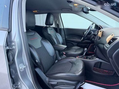 Jeep Compass 2019 - фото 12