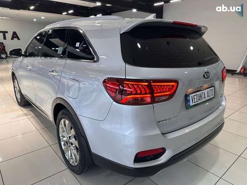 Kia Sorento 2018 - фото 21
