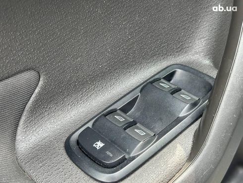 Ford Fiesta 2019 серый - фото 16