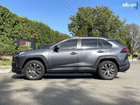 Toyota RAV4 2024 - фото 8