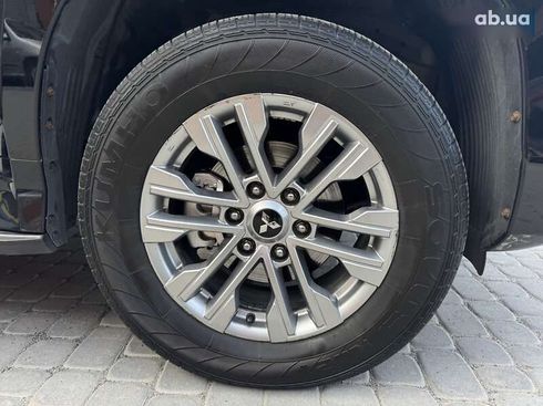 Mitsubishi Pajero Sport 2019 - фото 19
