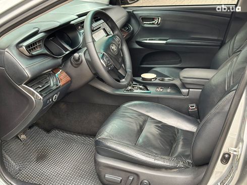 Toyota Avalon 2015 серый - фото 10