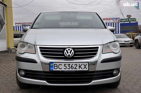 Volkswagen Touran 2010 - фото 4