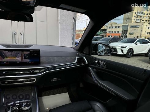 BMW X7 2023 - фото 29