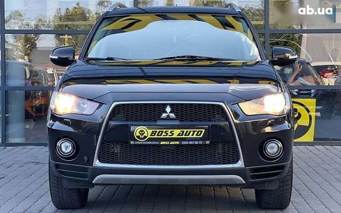 Mitsubishi Outlander 2010 - фото 2
