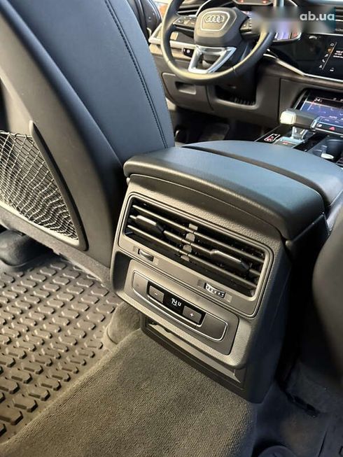 Audi Q7 2020 - фото 26