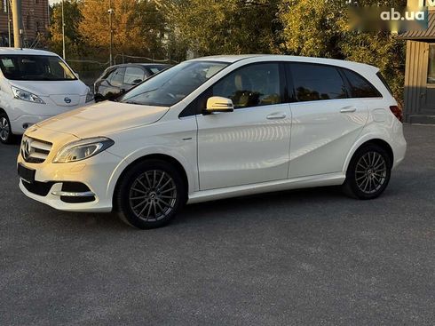 Mercedes-Benz B-Класс 2017 - фото 16