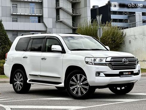 Toyota Land Cruiser 2019 - фото 18