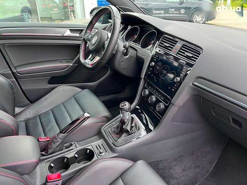 Volkswagen Golf GTI 2019 - фото 26