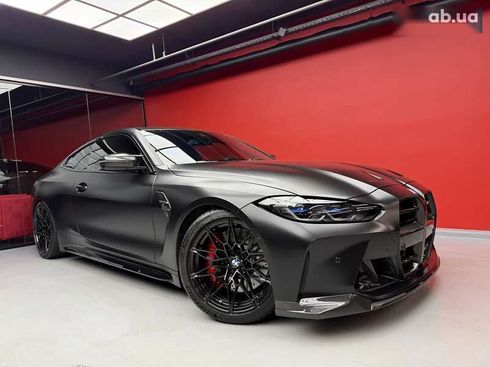 BMW M4 2023 - фото 9
