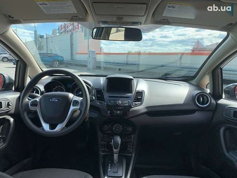 Ford Fiesta 2019 - фото 13