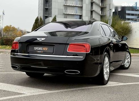Bentley Flying Spur 2013 - фото 17