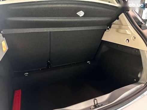 Renault Zoe 2020 - фото 13