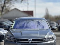 Продаж вживаних Volkswagen Passat 2016 року - купити на Автобазарі