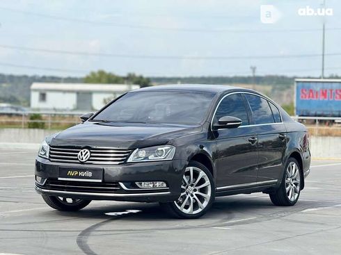 Volkswagen Passat 2011 - фото 2