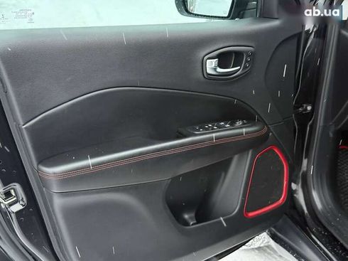 Jeep Compass 2020 - фото 18