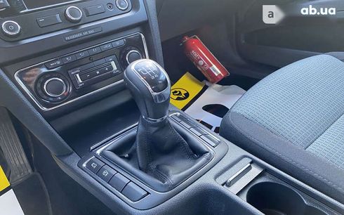 Skoda Superb 2012 - фото 16
