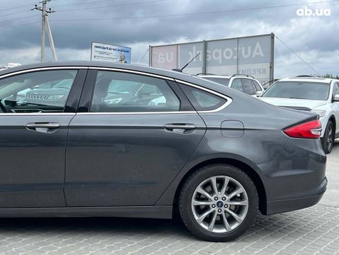 Ford Fusion 2017 серый - фото 32